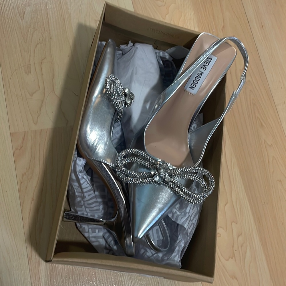 Steve Madden BNWT Heels